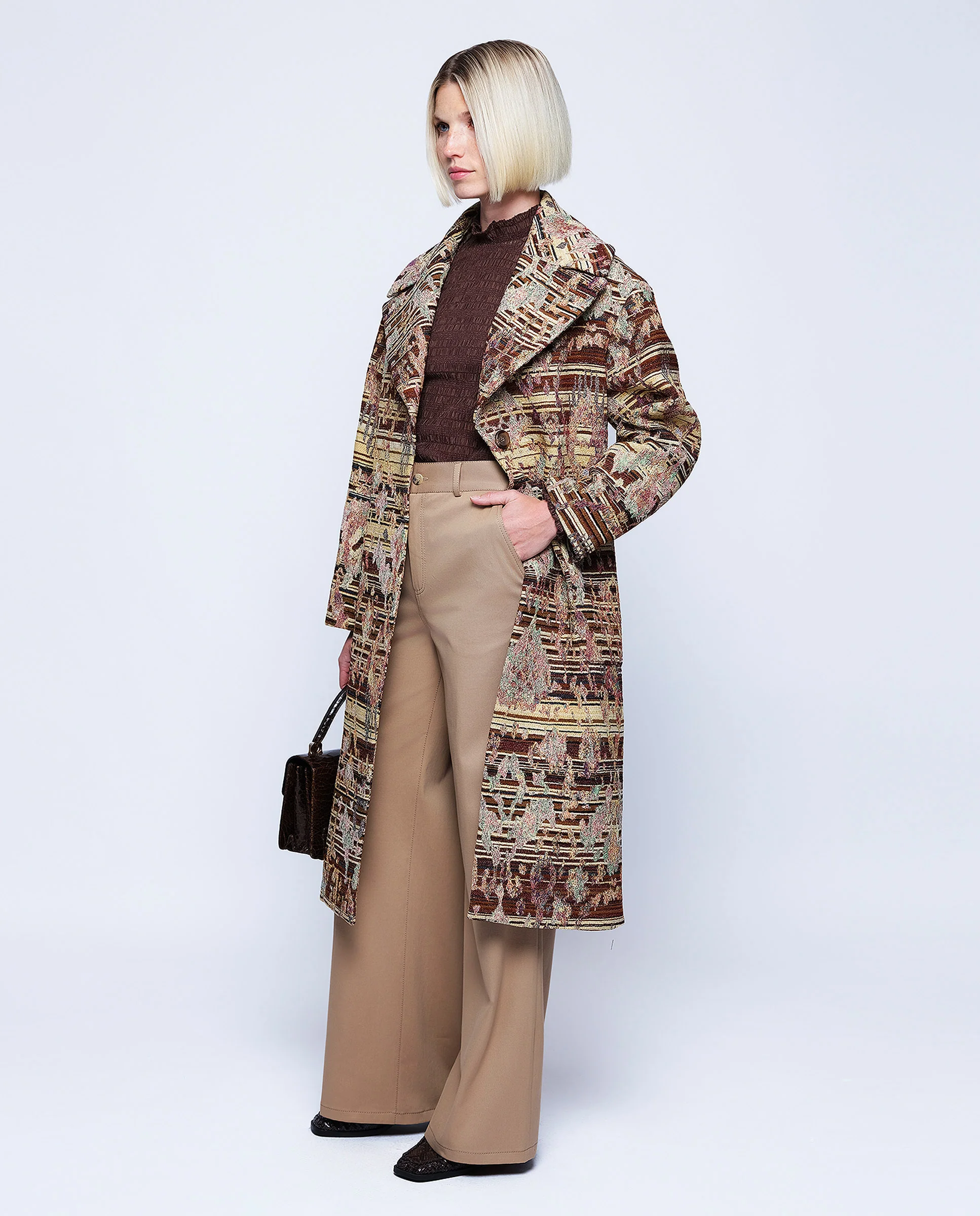 Abrigo oversize marrón de jacquard - Image 3