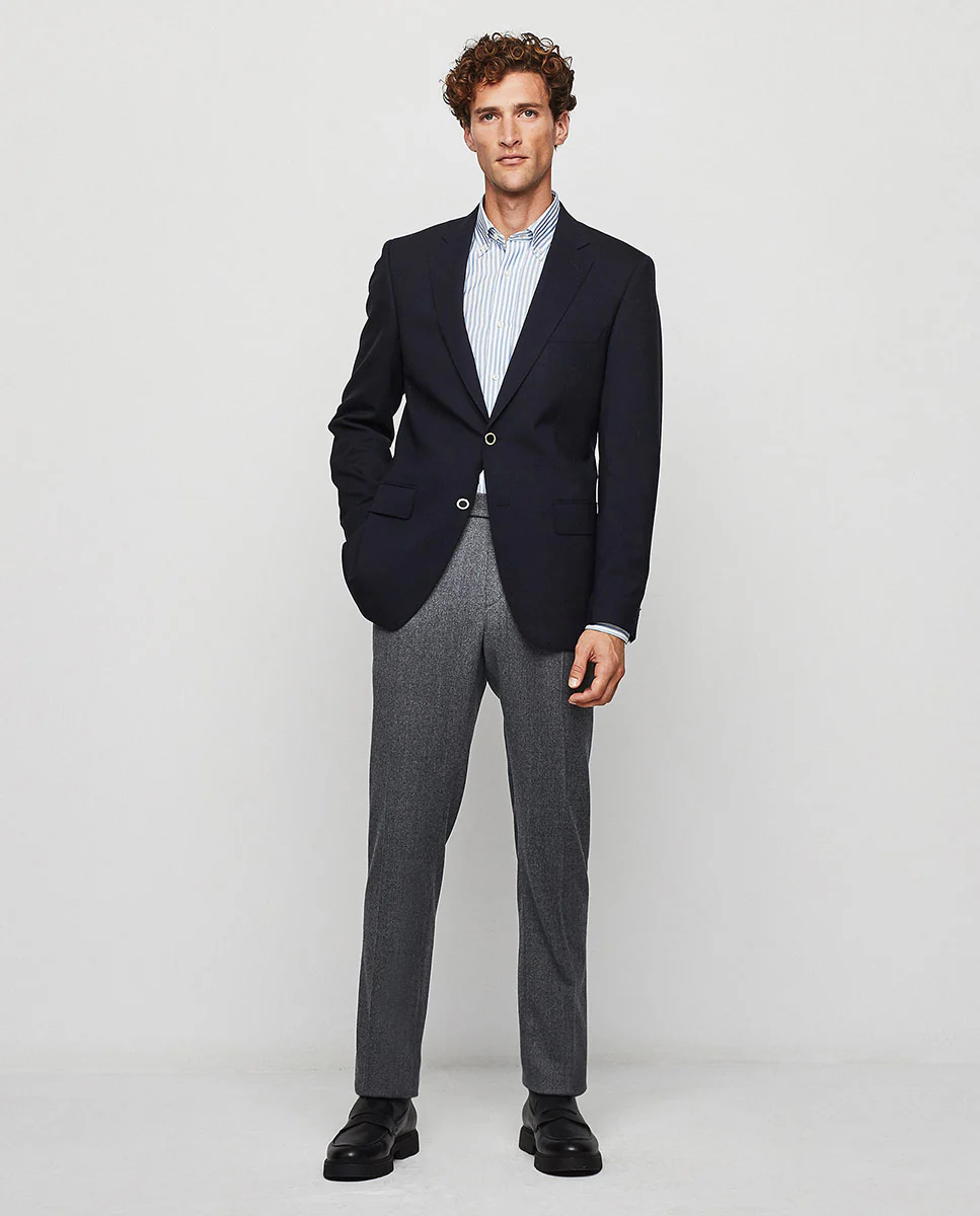 Blazer azul marino de lana - Image 3