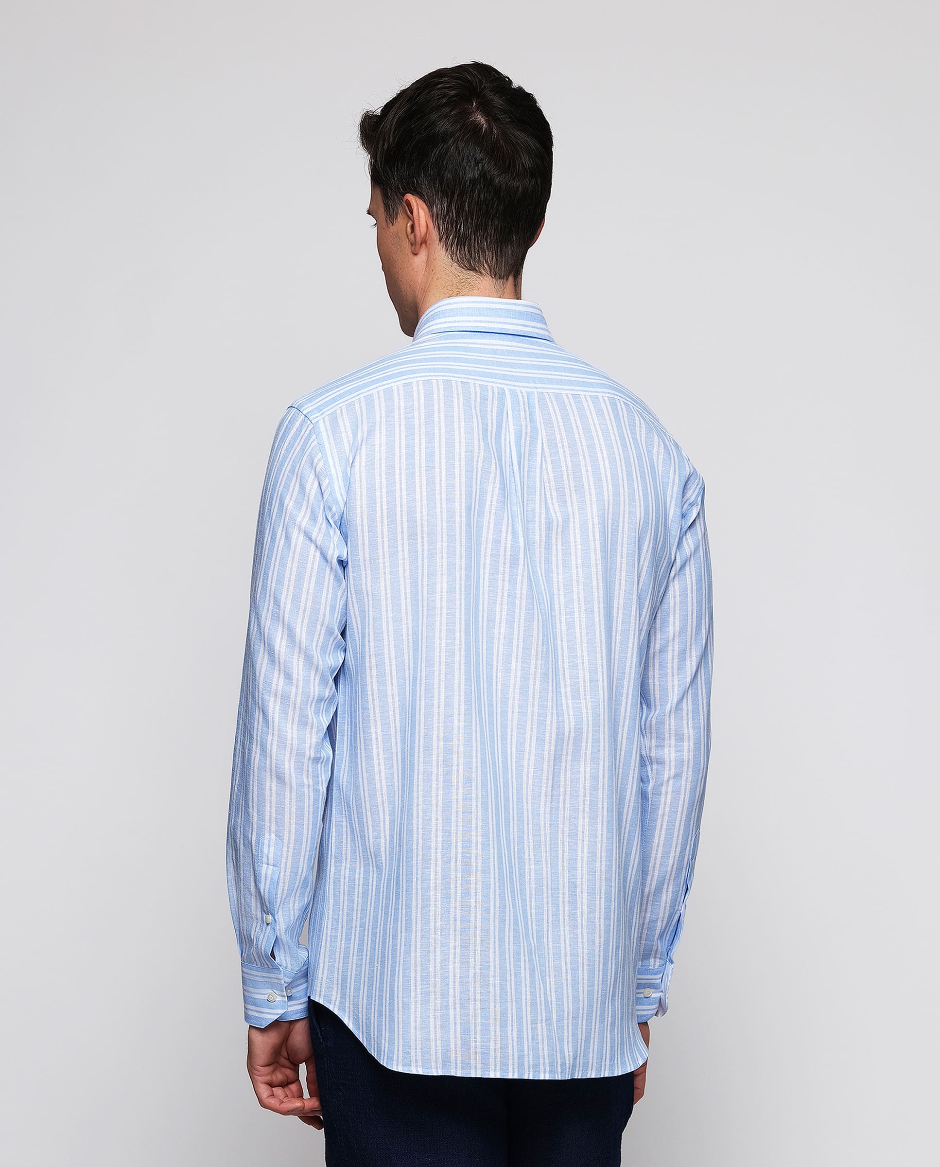 Camisa casual de rayas azul y blanco - Image 3