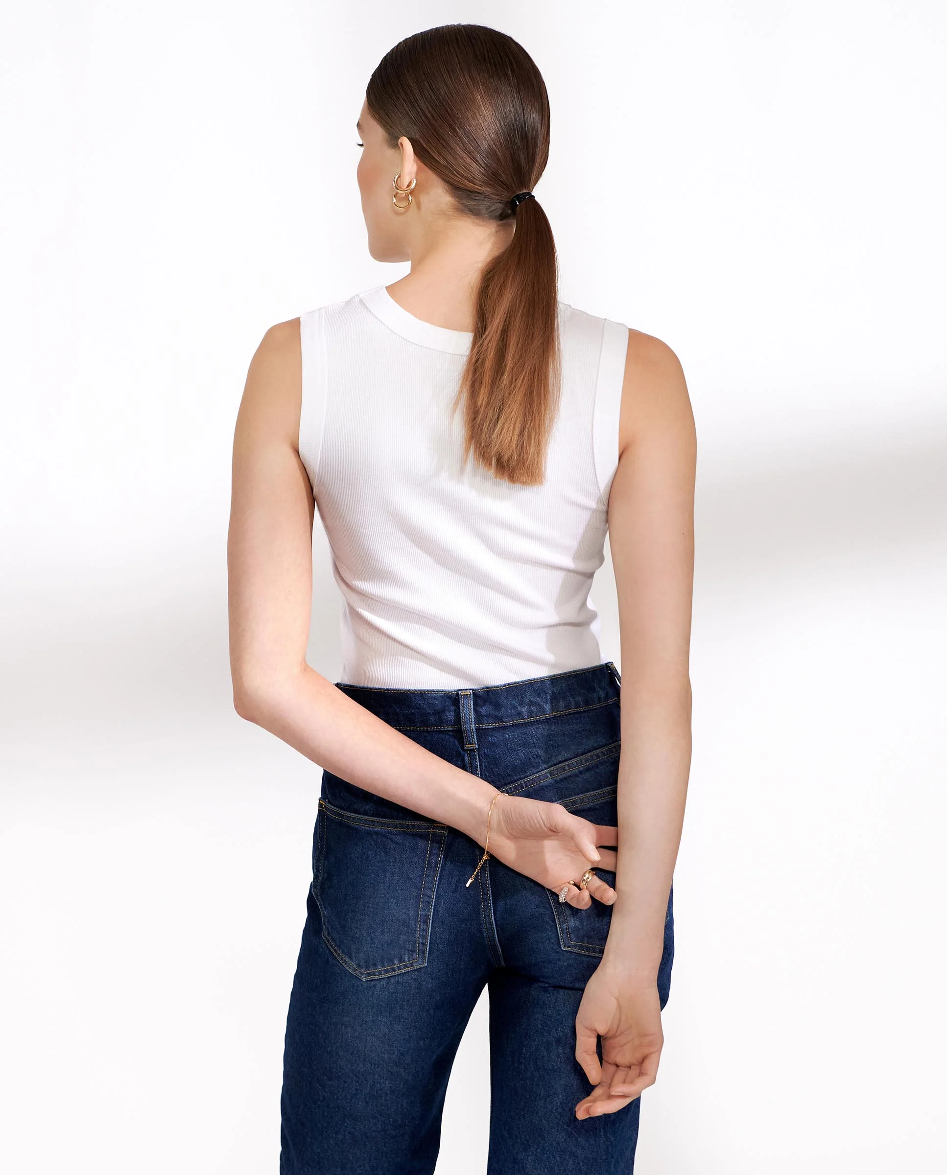 Camiseta sin mangas de canalé blanca - Image 2