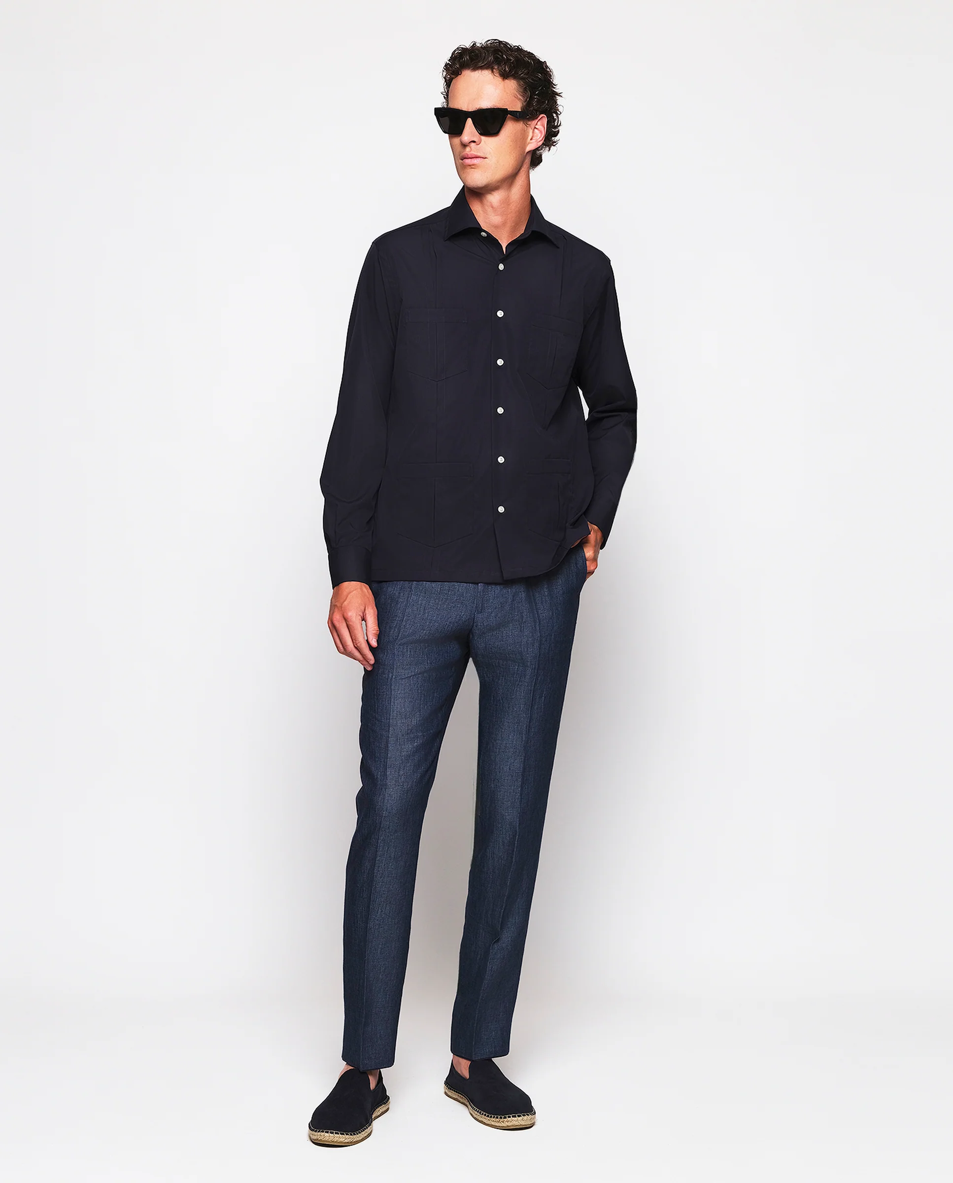 Guayabera manga larga azul marino de algodón - Image 3