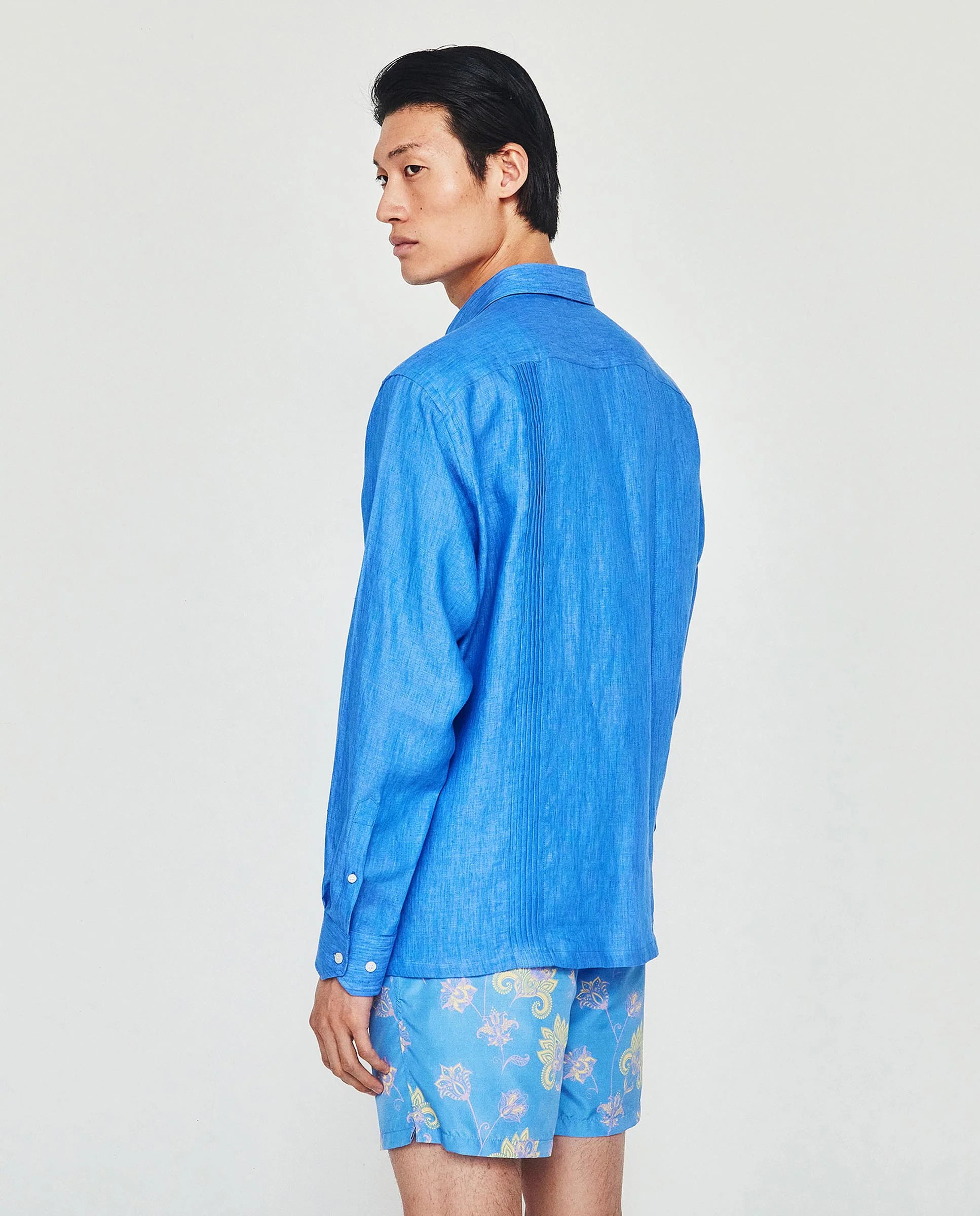 Guayabera manga larga azul royal de lino - Image 2
