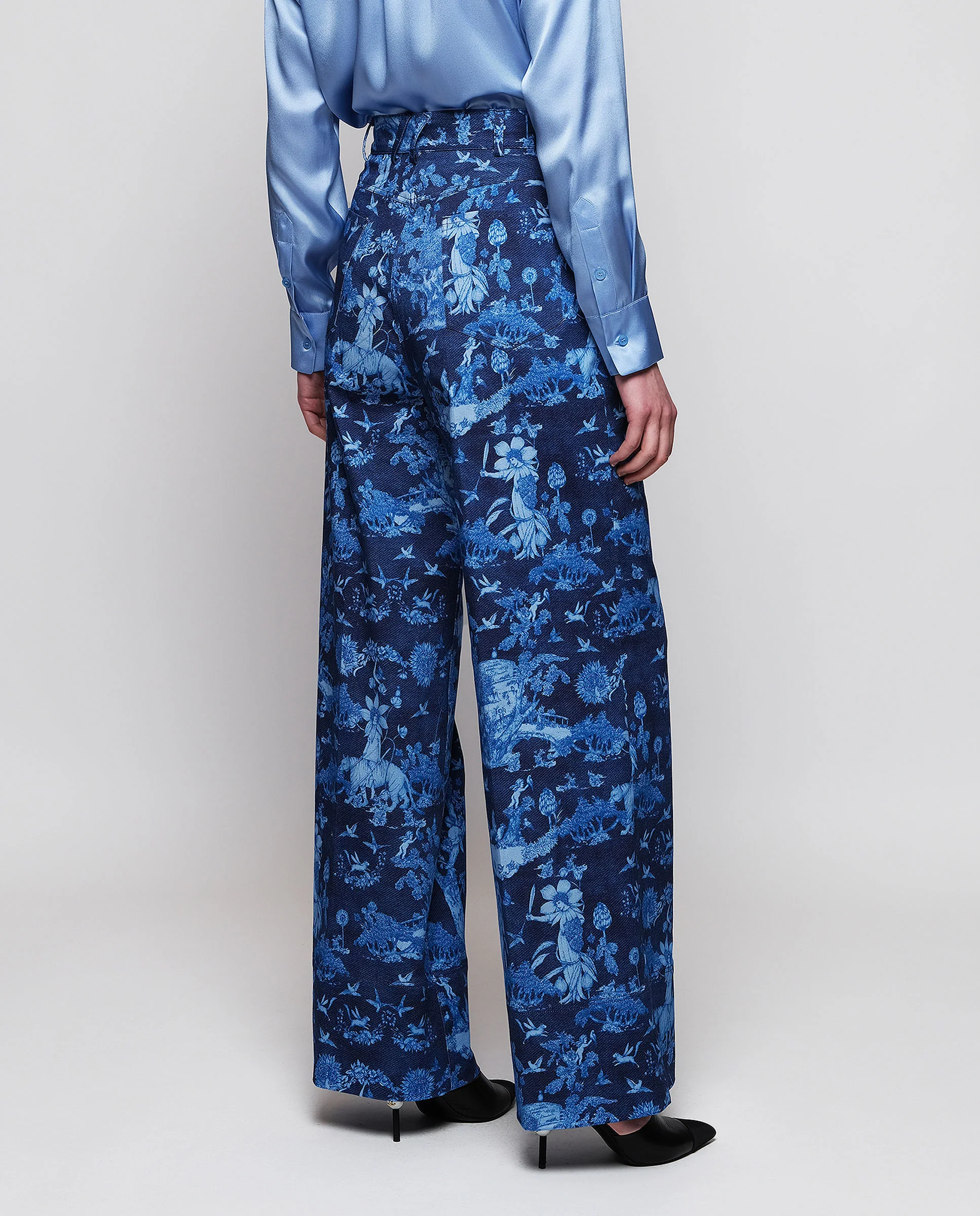 Pantalón denim estampado toile de jouy - Image 2